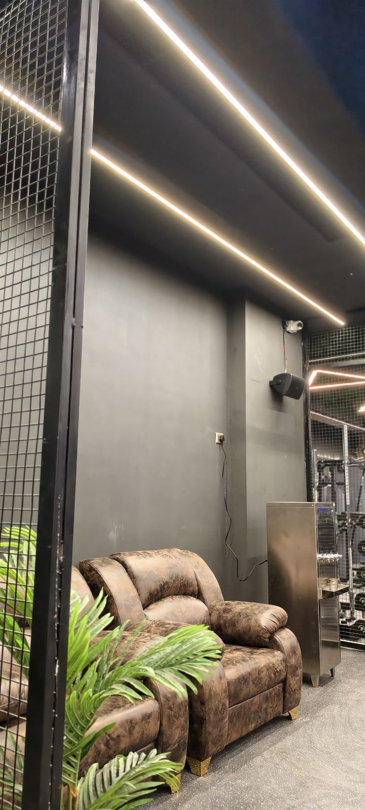 WhatsApp Image 2025-04-05 at 6.17.30 PM (1)